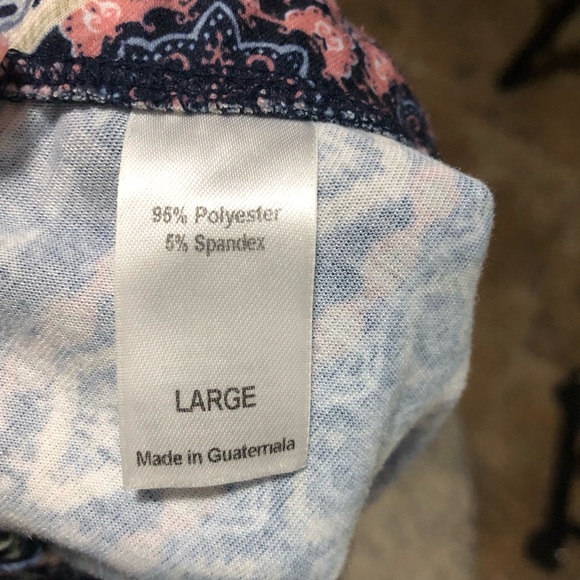 Maurices women’s skirt, size large, tapestry bohemian And even pink and gray - Picture 3 of 8